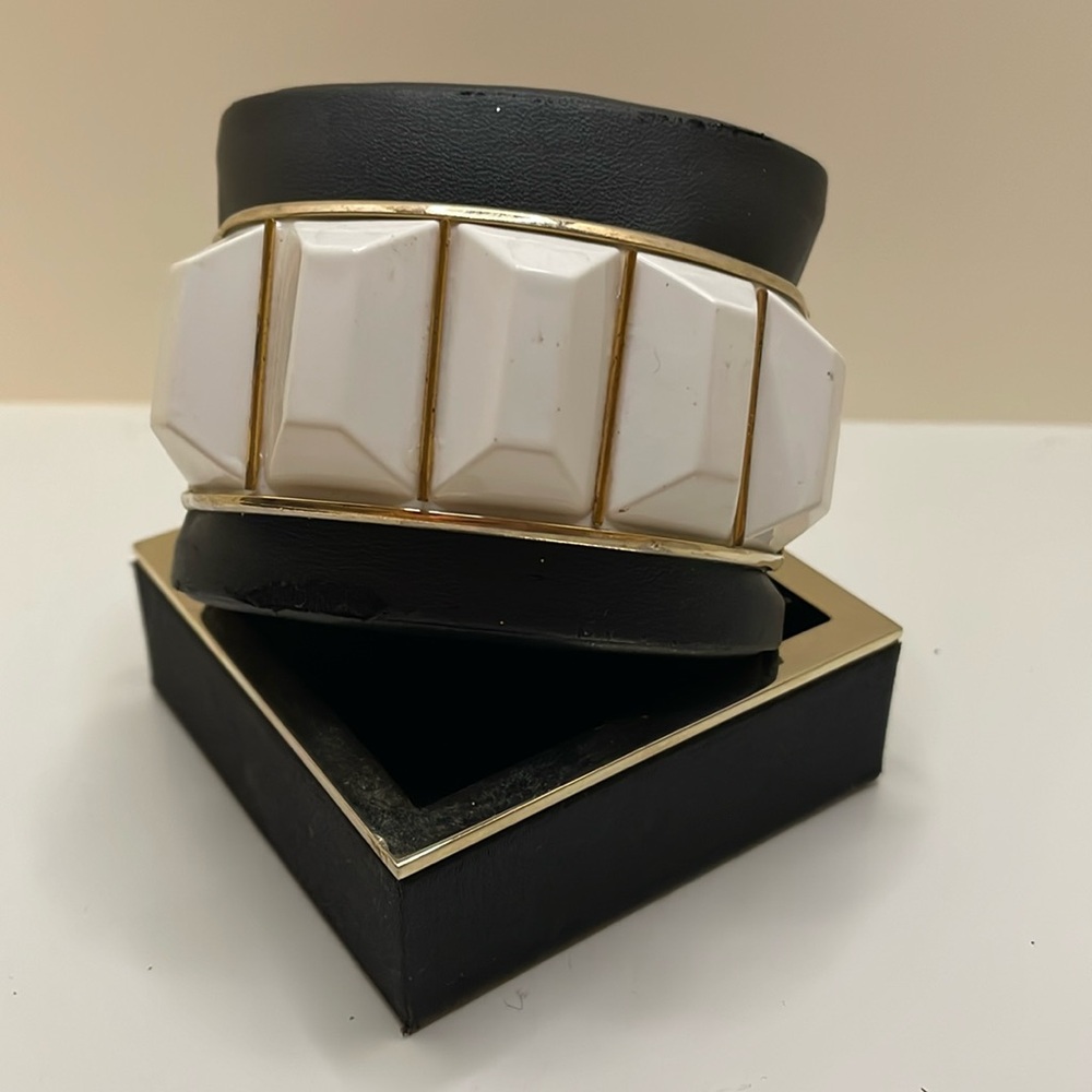 Clip Bangle